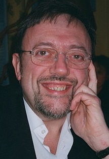 Писатель Сибли Брайан
