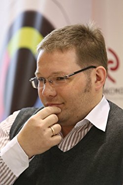 Писатель Василий Михайлович Маханенко